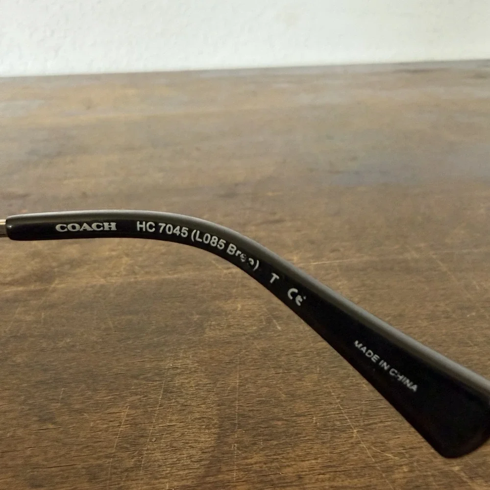 Coach Bree Sunglasses HC7045-L085 Vintage Silver Black 59-14-140 Y2K Aviator
